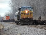 CSX 576 on W007